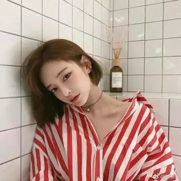水中盈月 在线观看封面